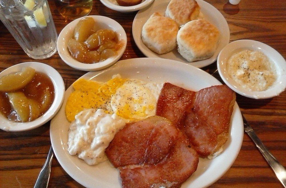 Cracker Barrel Old Country Store