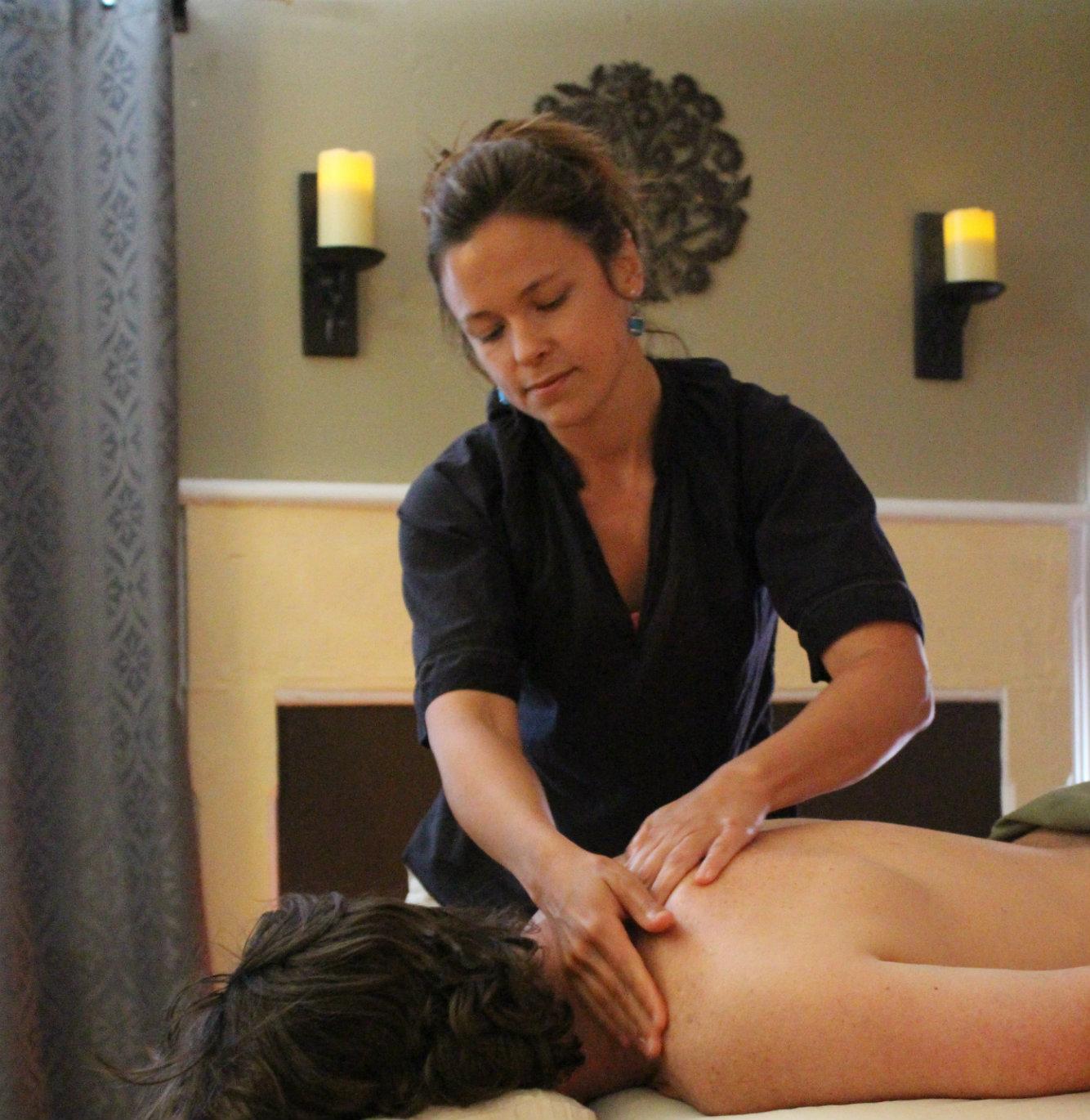 Therapeutic Massage - Nicole Lewis