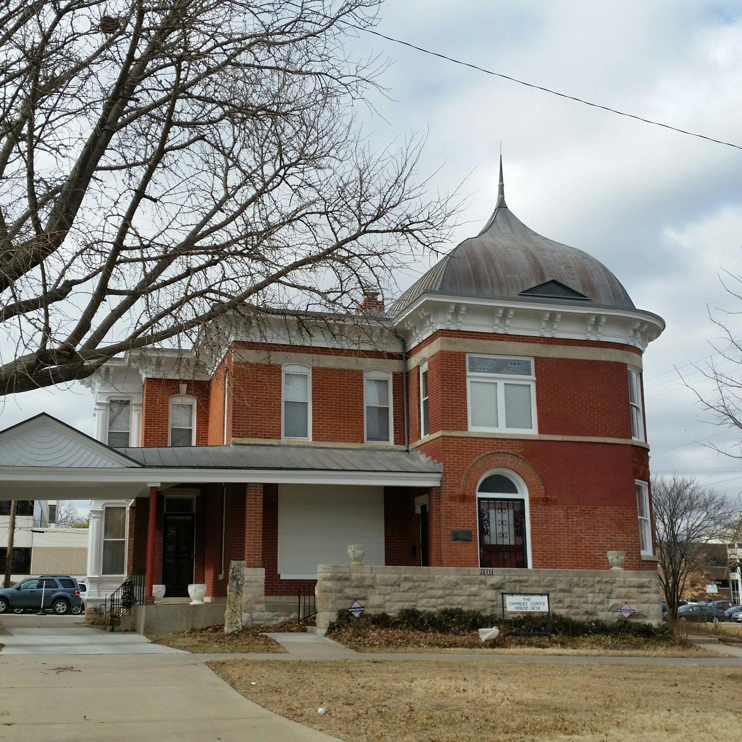 Curtis House