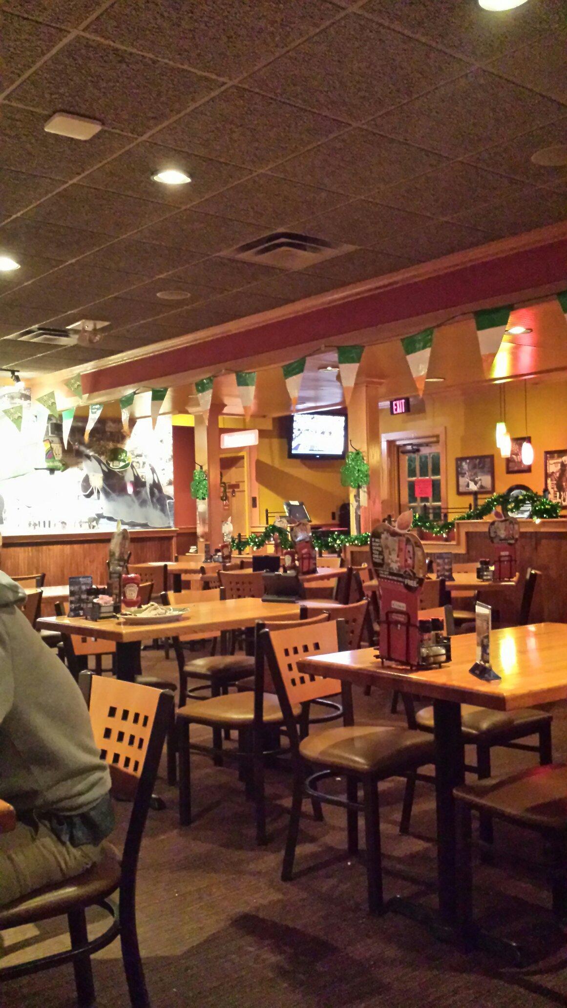 Applebee's Grill + Bar