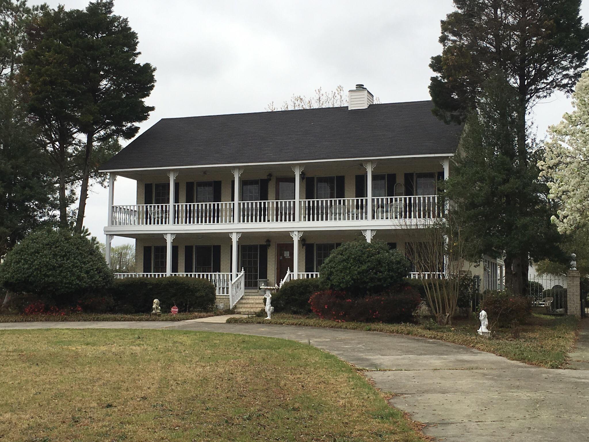 Gloria and Edgar's Bed and Breakfast