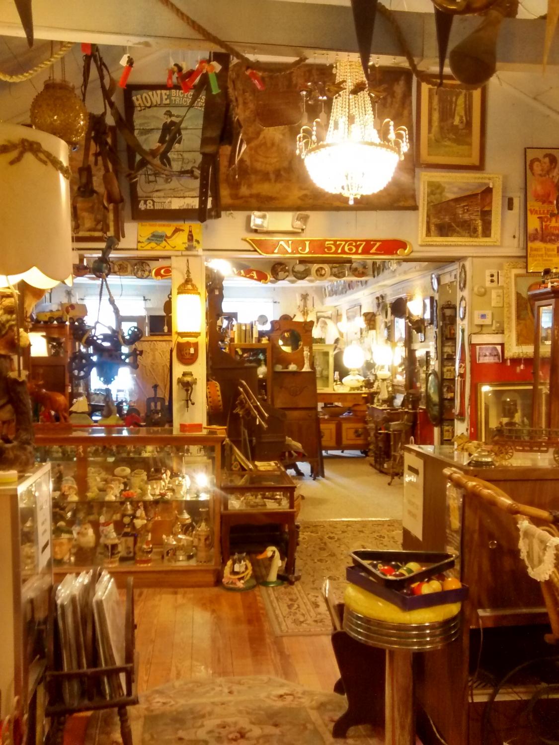 Backroads Antiques