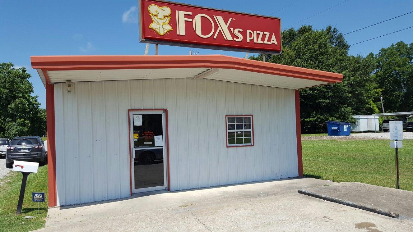 Fox's Pizza Den