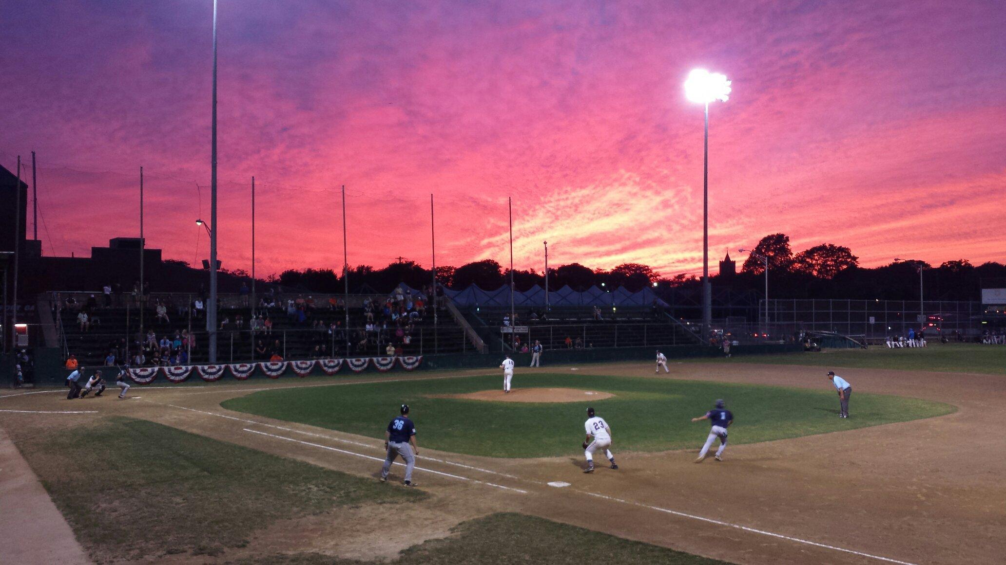 Cardines Field