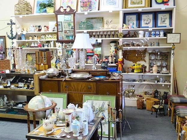 Antiques & Collectibles of Walterboro