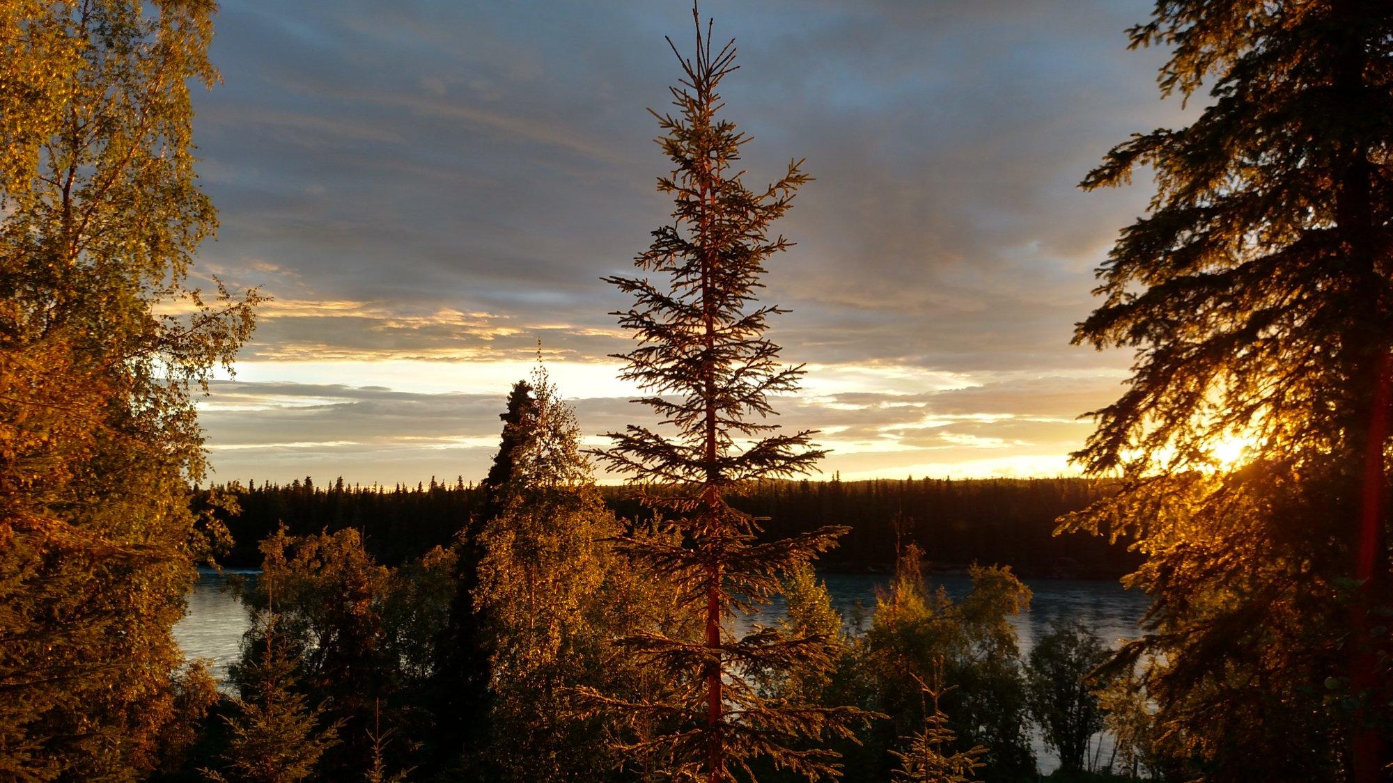 Kenai River Retreat