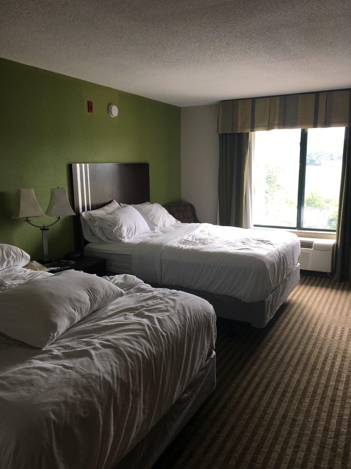 Holiday Inn Express & Suites Tell City, an IHG Hotel