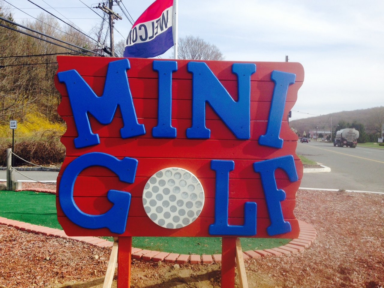 Castle Cove Mini Golf & Arcade