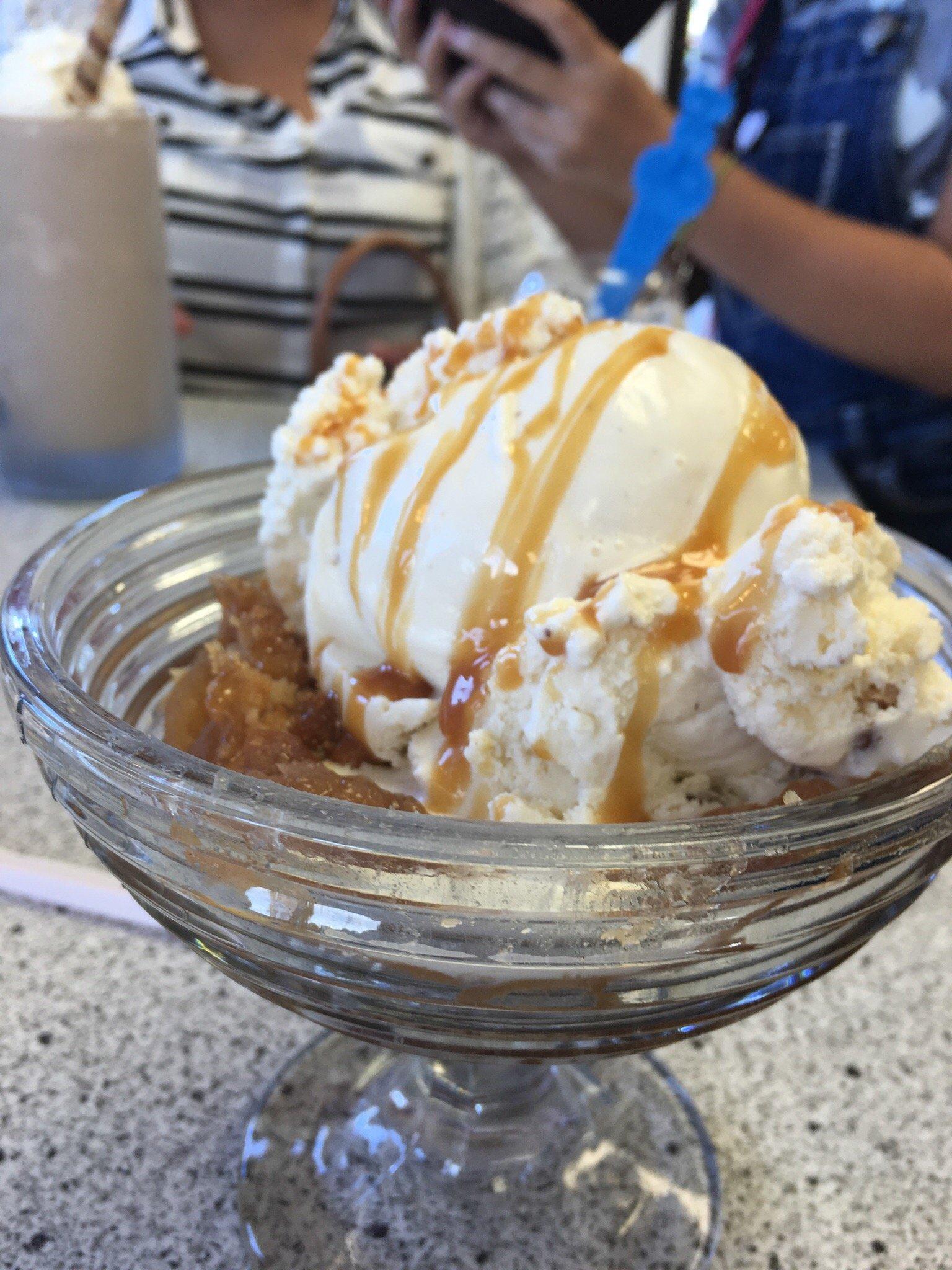 Oberweis Ice Cream and Dairy Store