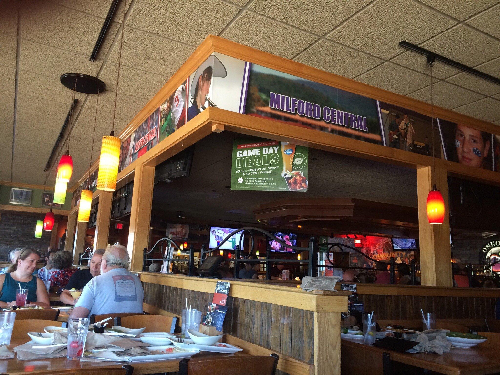 Applebee's Grill + Bar