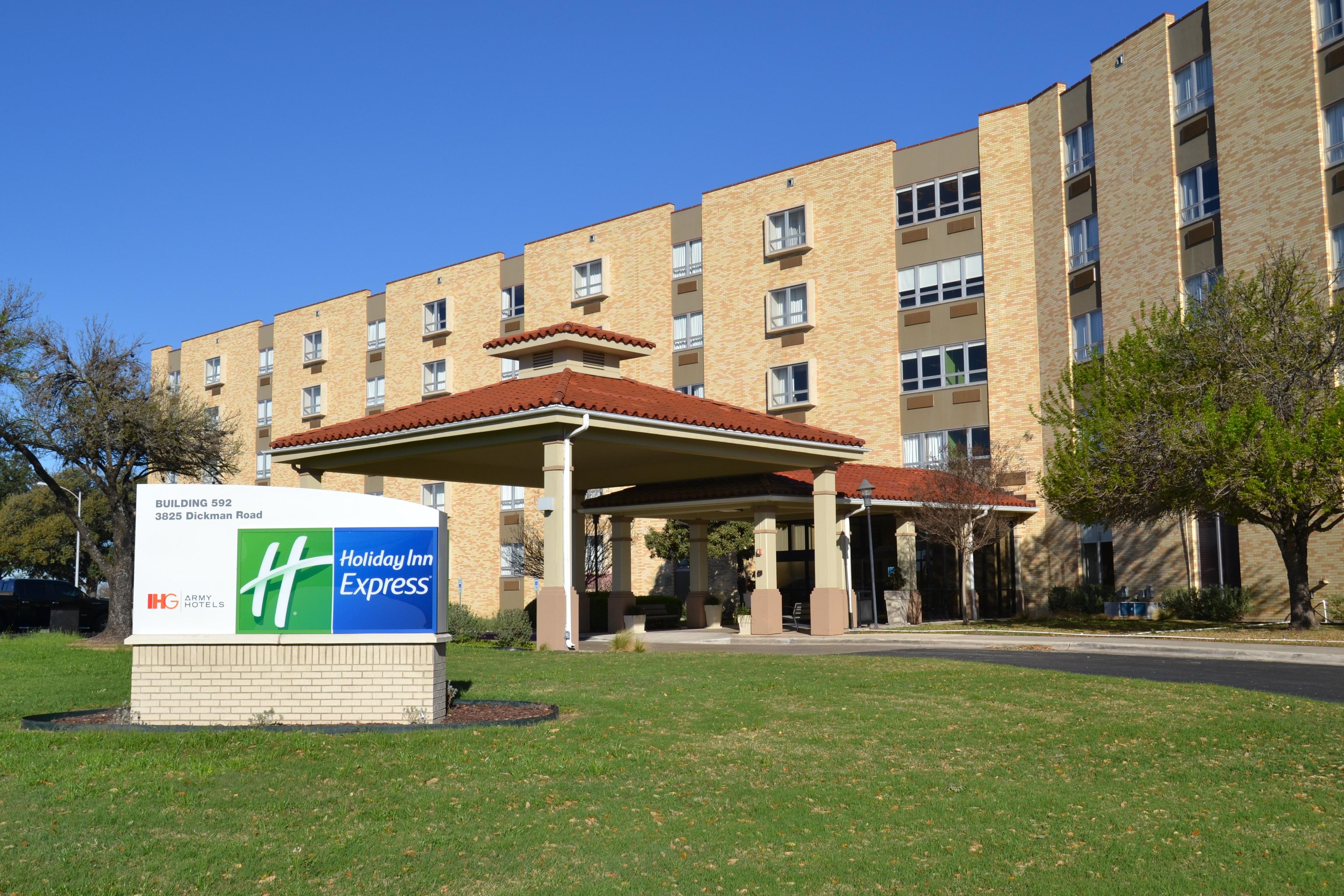 Holiday Inn Express Building 592