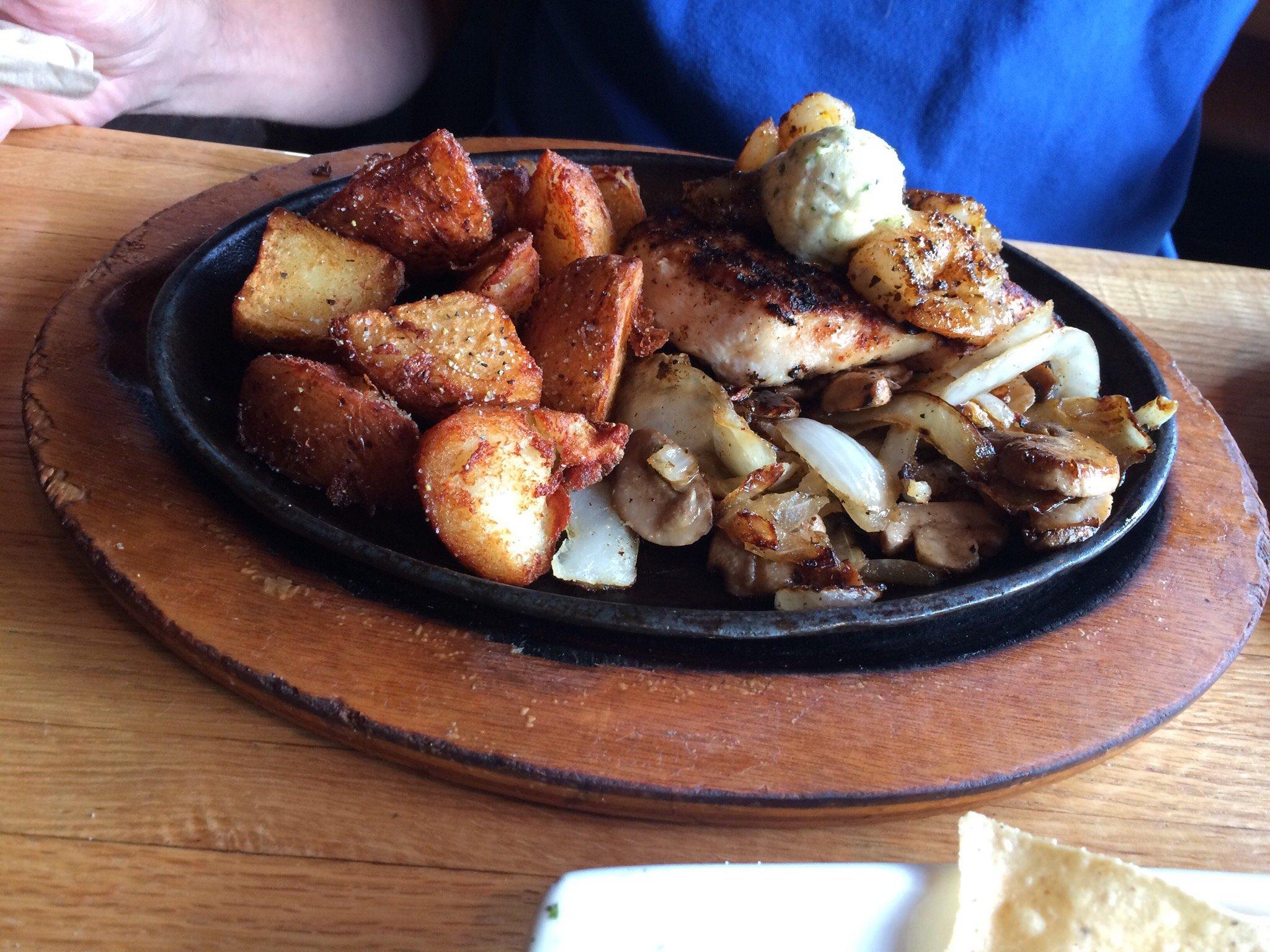 Applebee's Grill + Bar