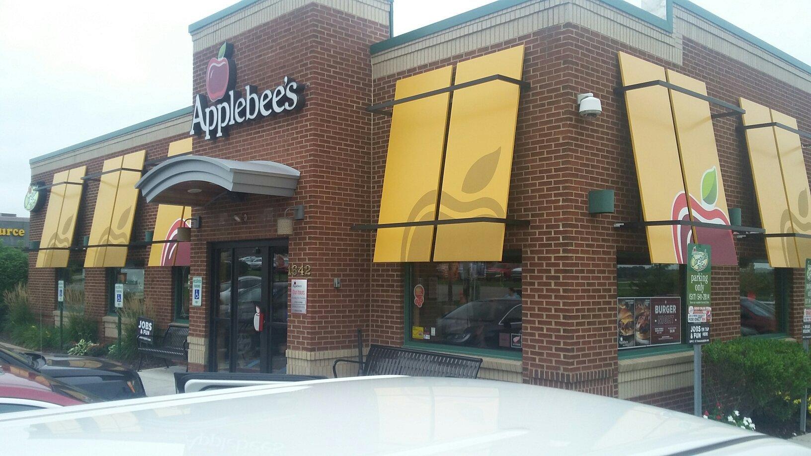 Applebee's Grill + Bar