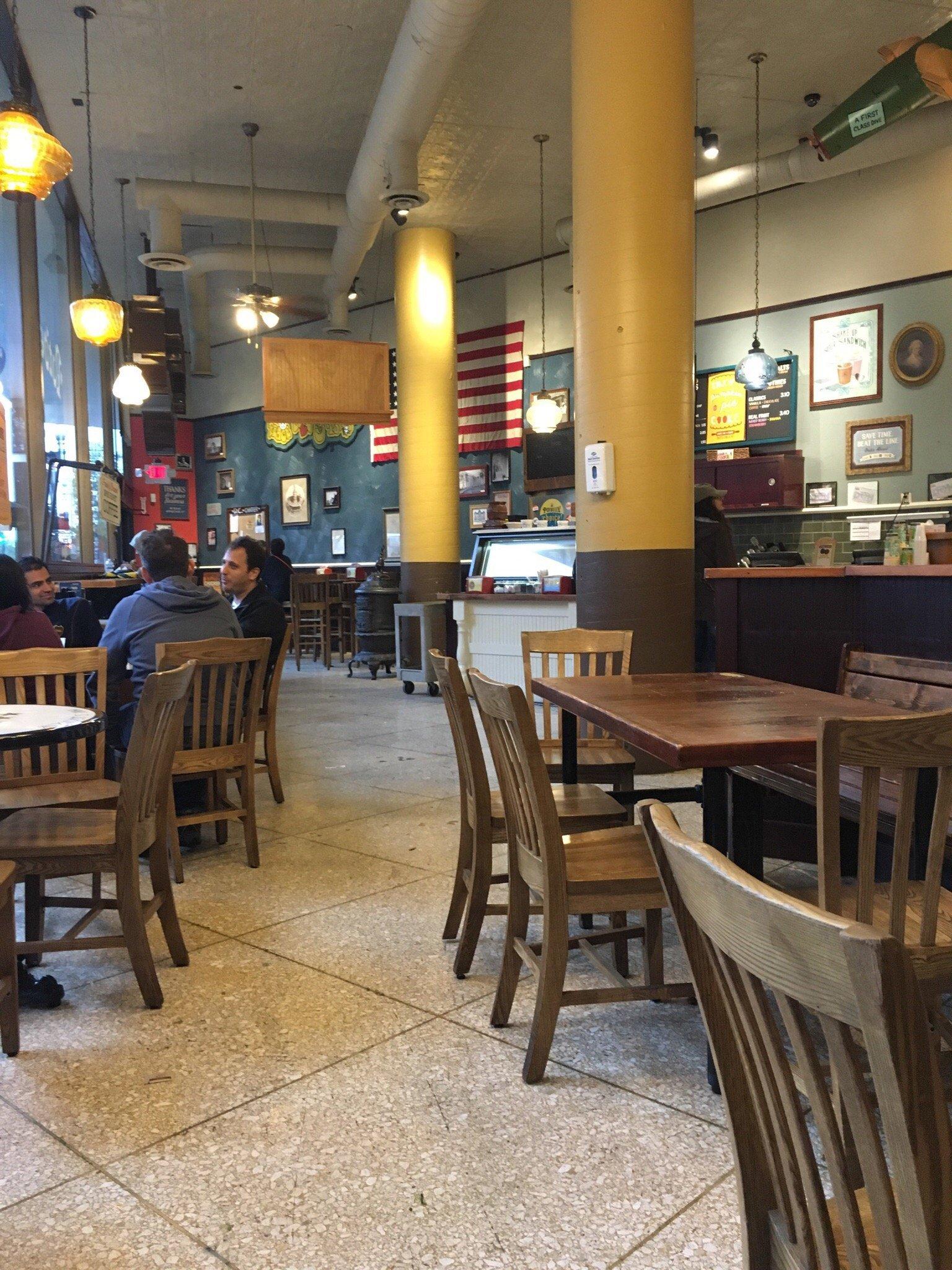 Potbelly Sandwich Shop