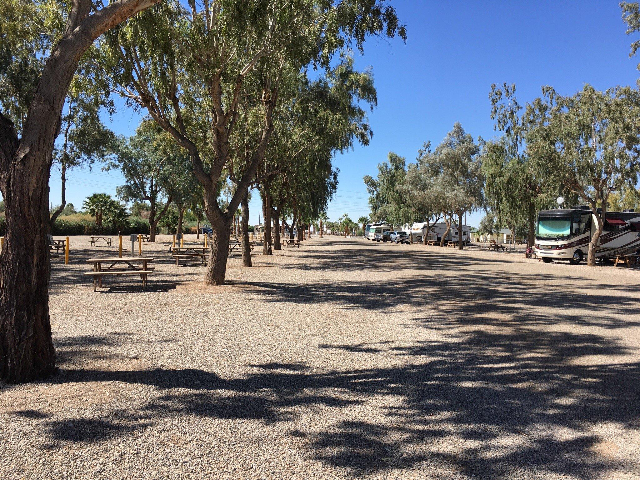 Yuma Lakes RV Resort