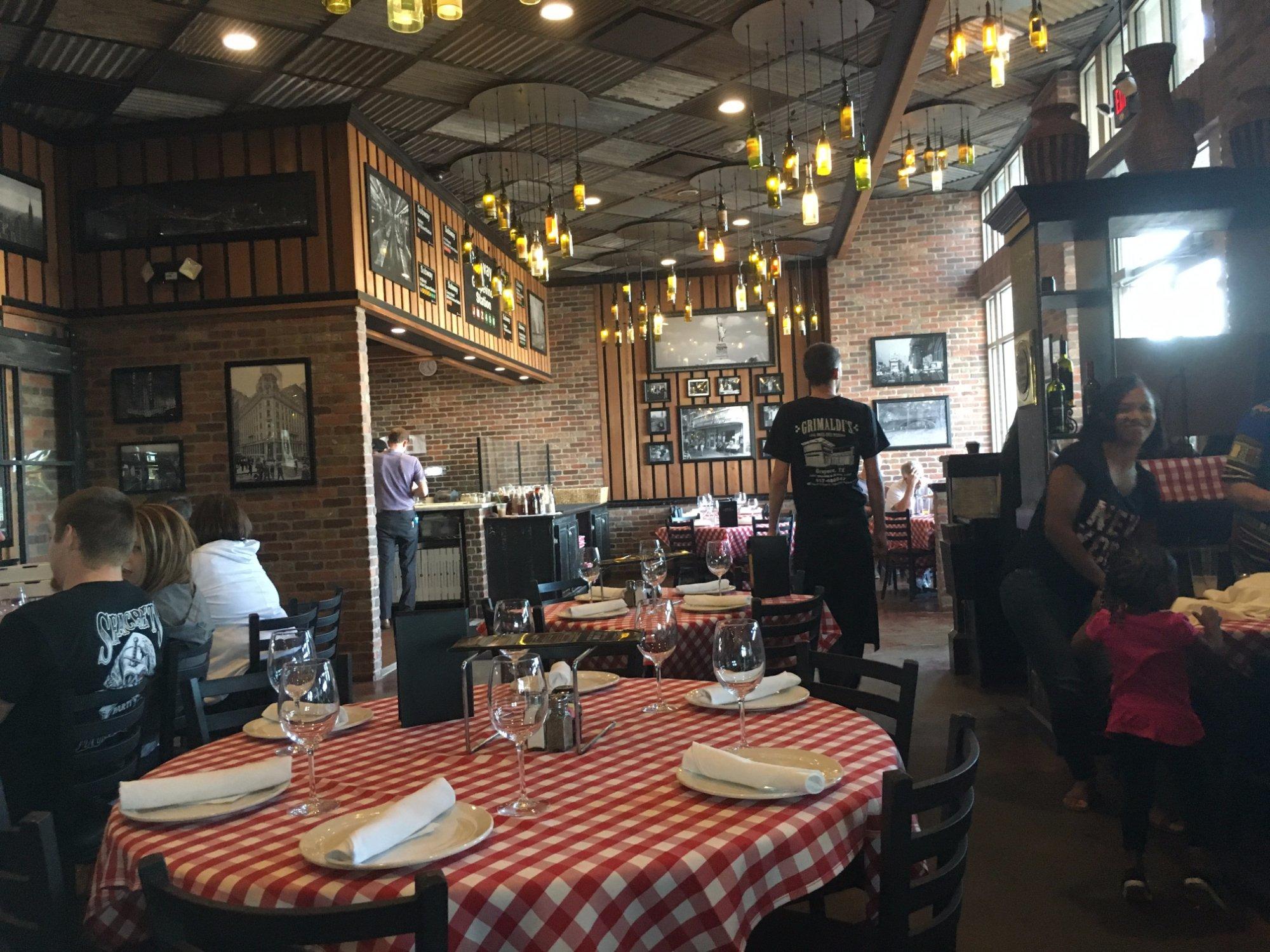 Grimaldi's Pizzeria