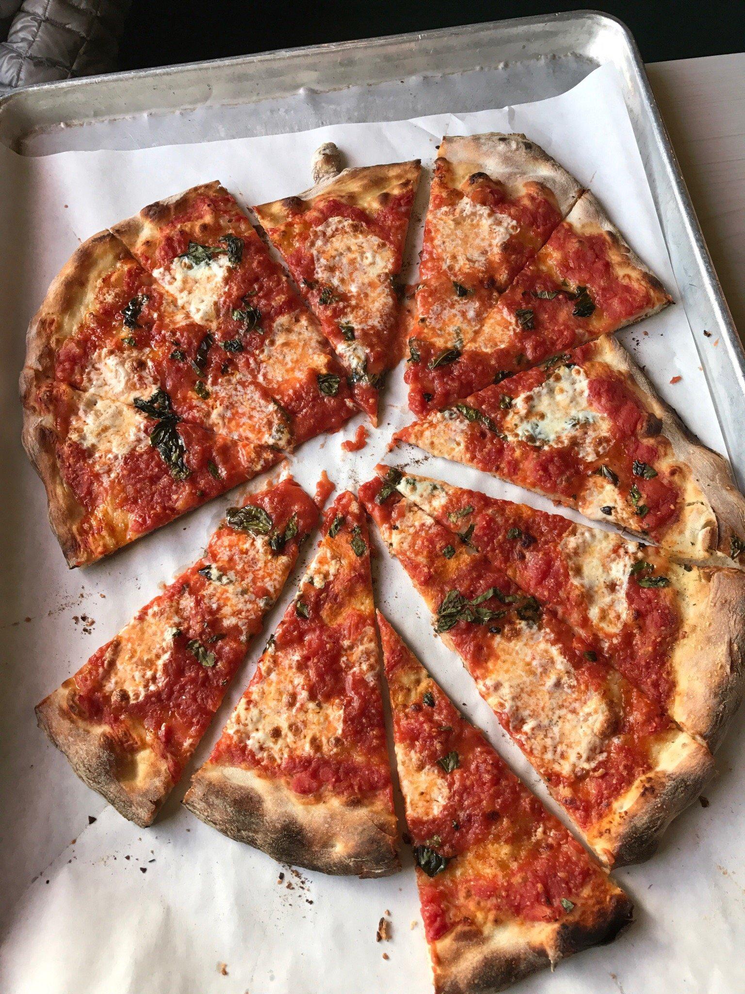 Frank Pepe Pizzeria Napoletana