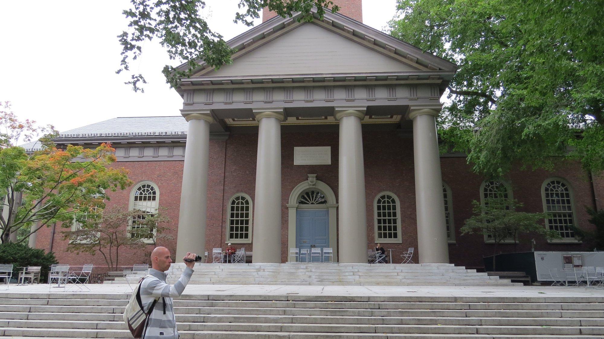 Public Tour of Harvard