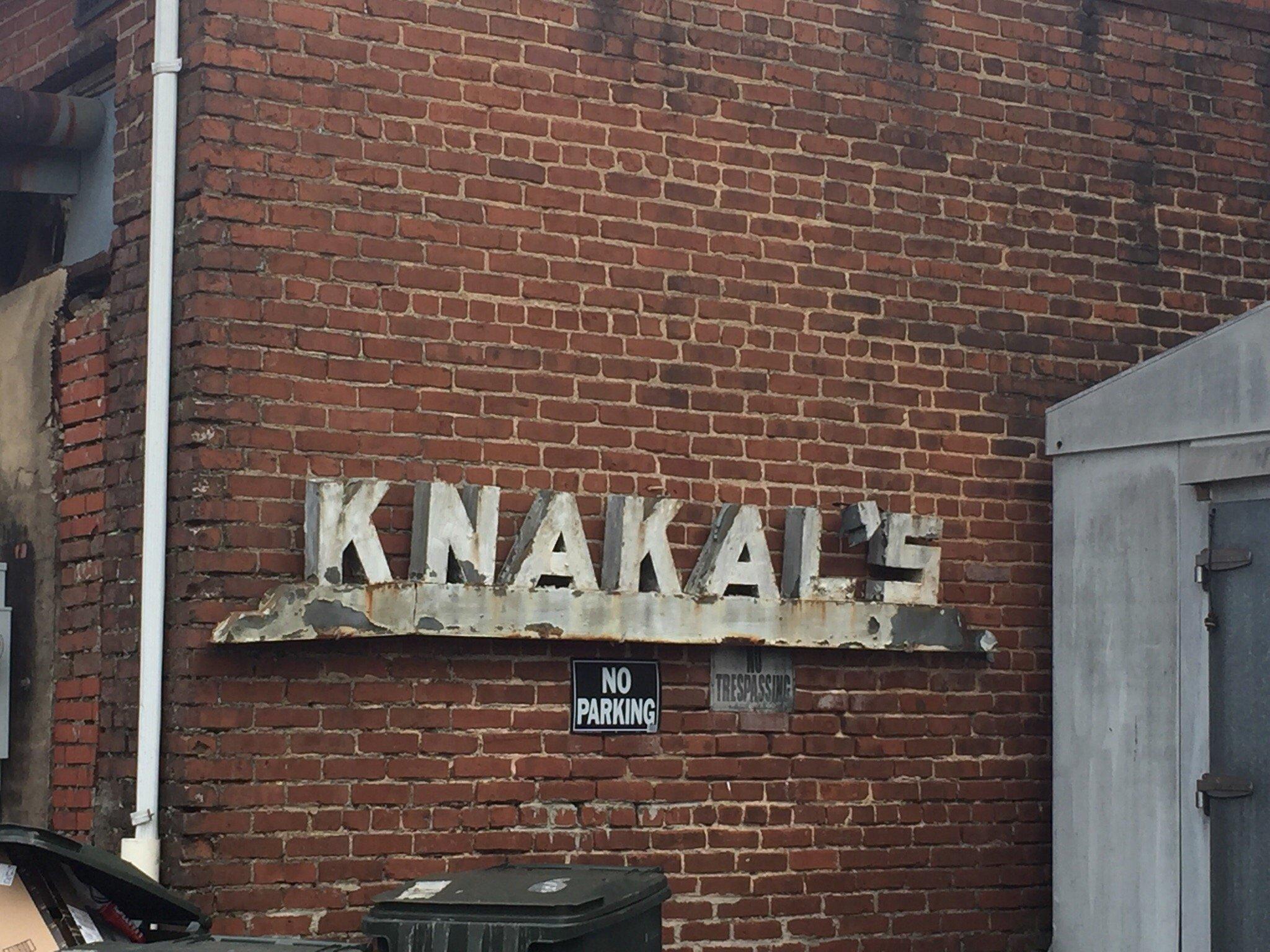 Knakal's Bakery