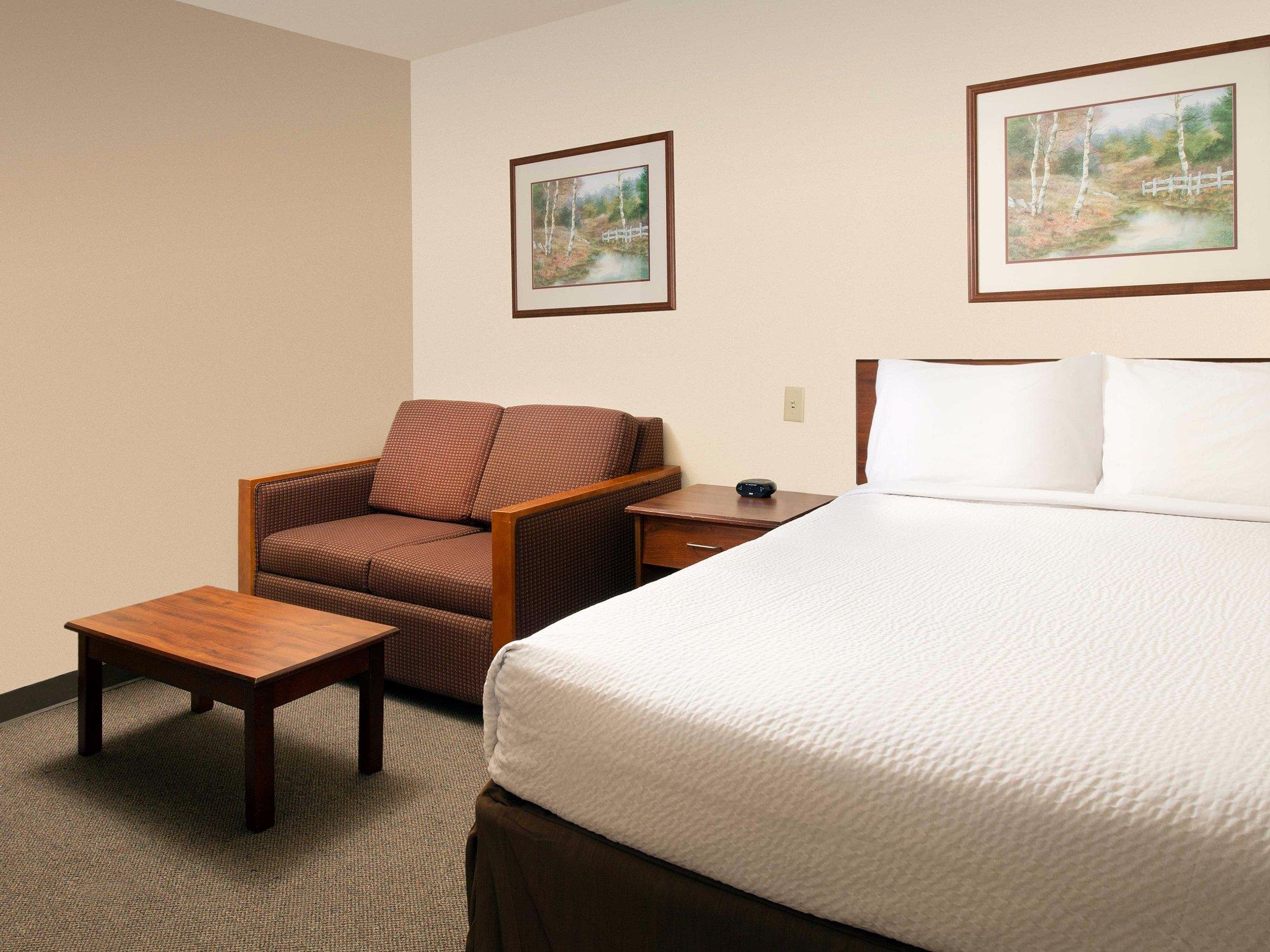 WoodSpring Suites Knoxville Airport