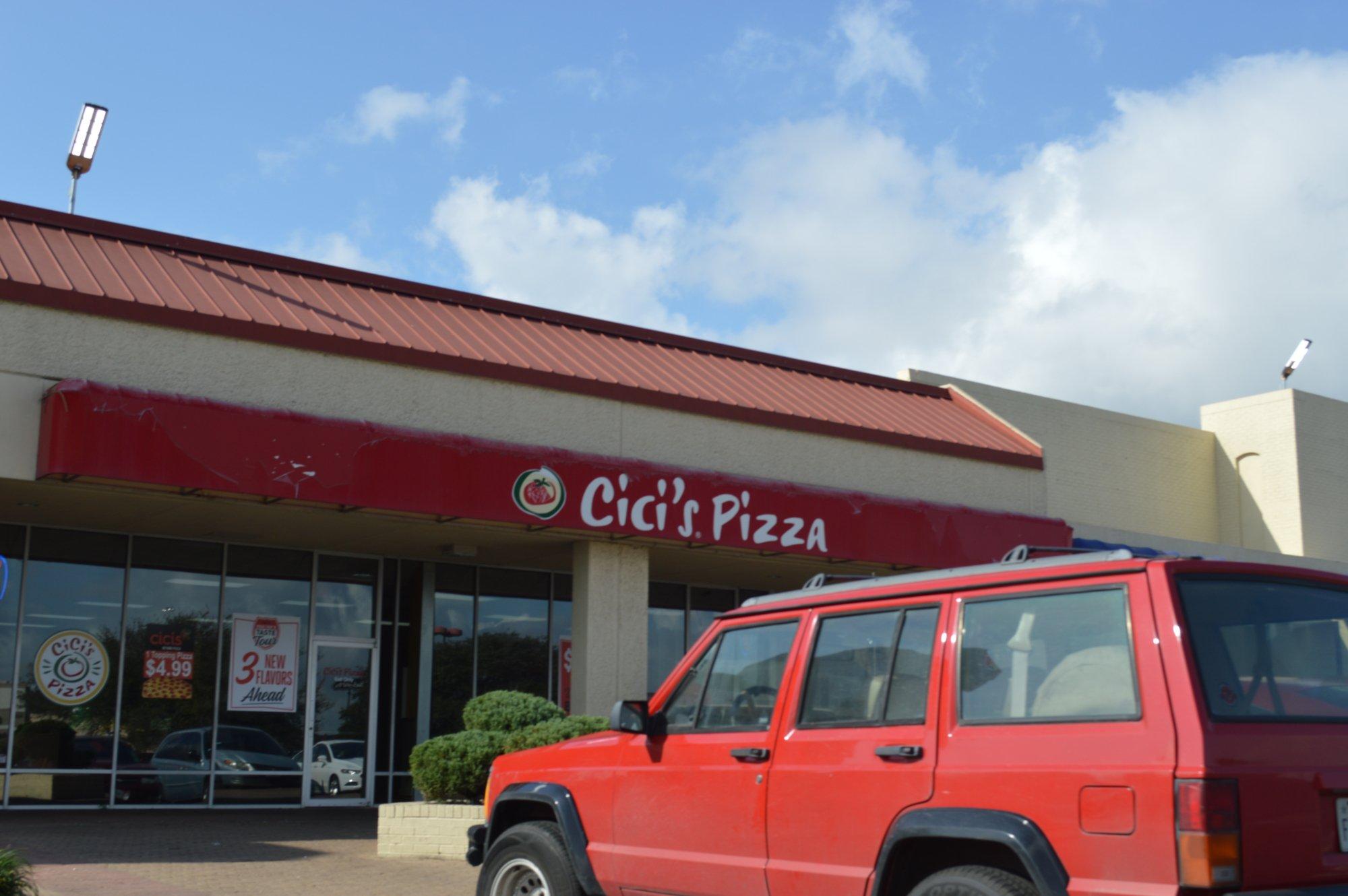 Cicis Pizza