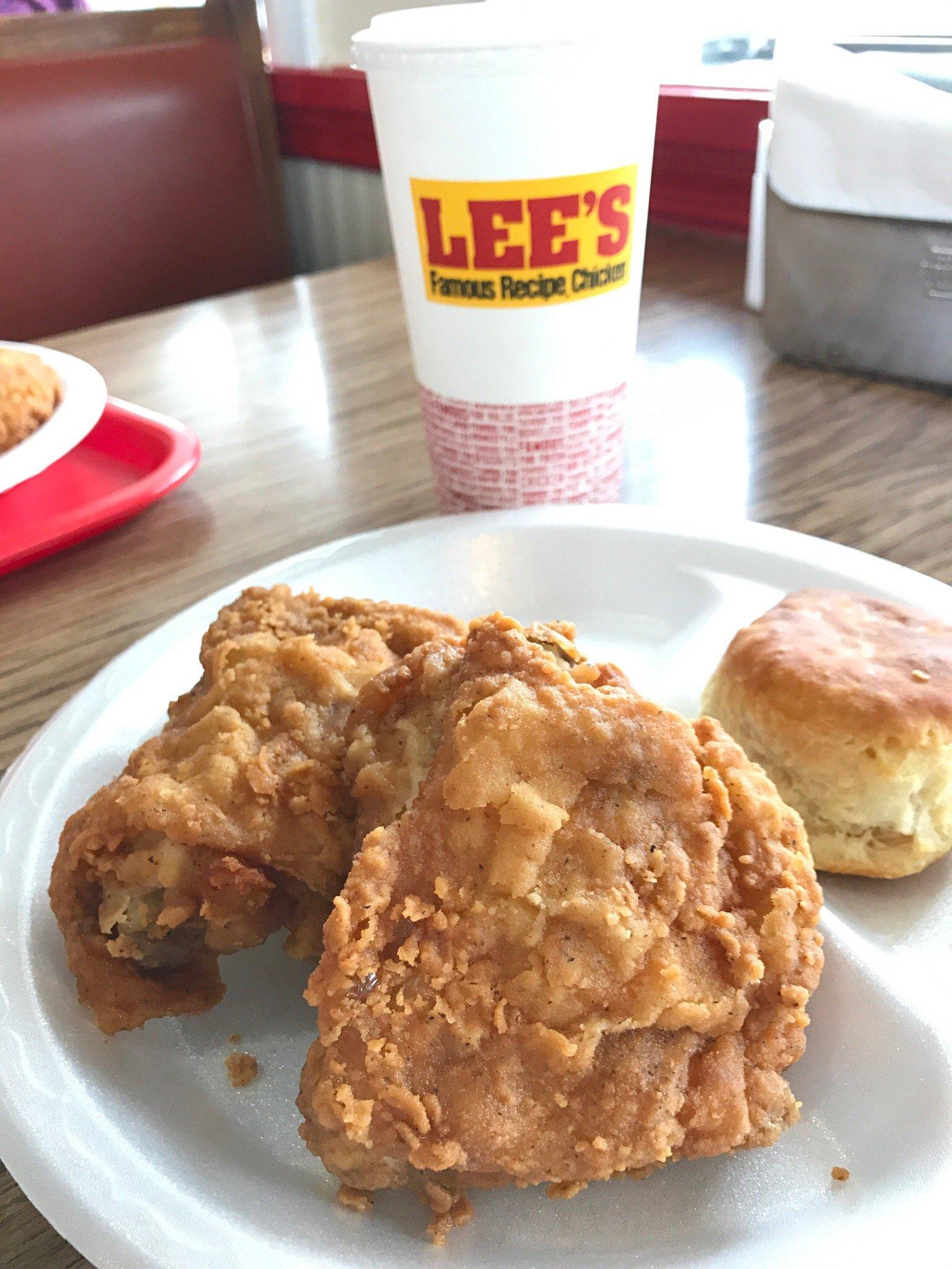 Lee's Famous Recipe Chicken