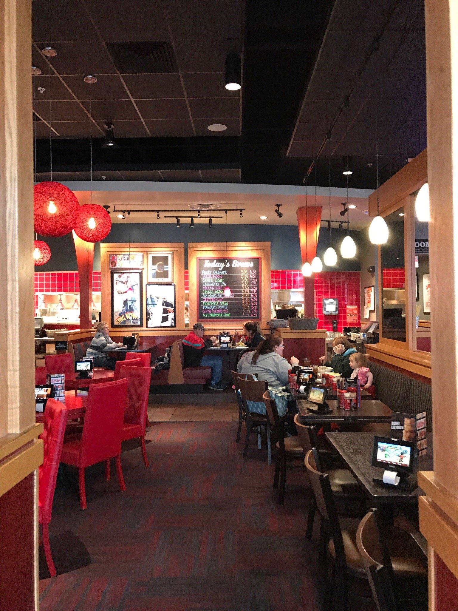 Red Robin Gourmet Burgers and Brews