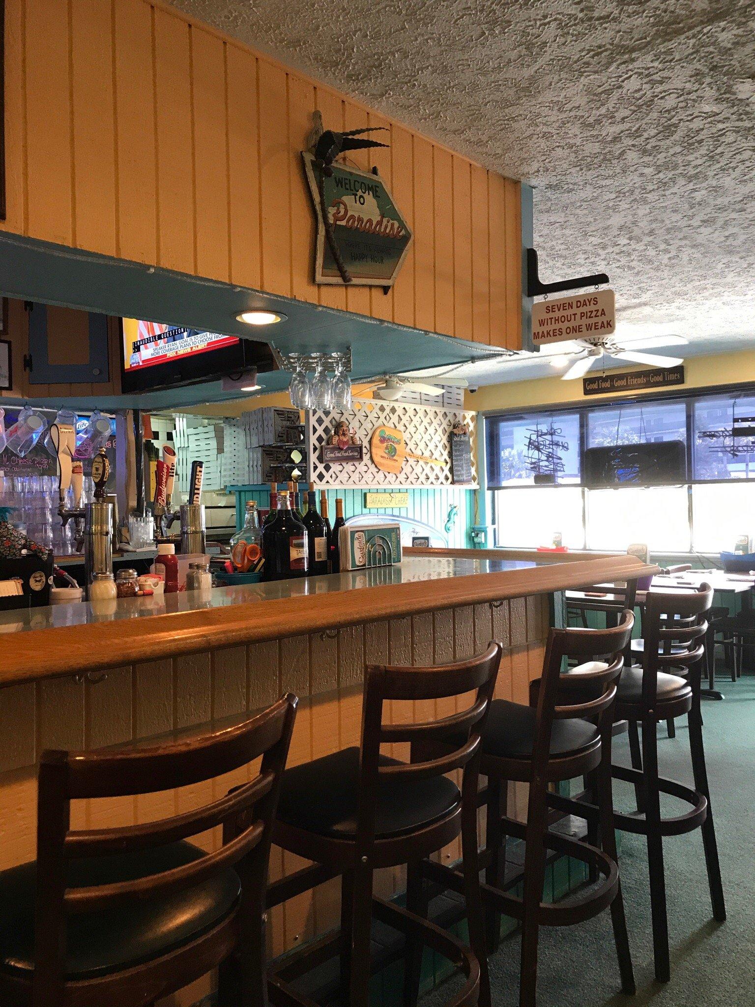 Brock's Surfside Grill & Pizzeria