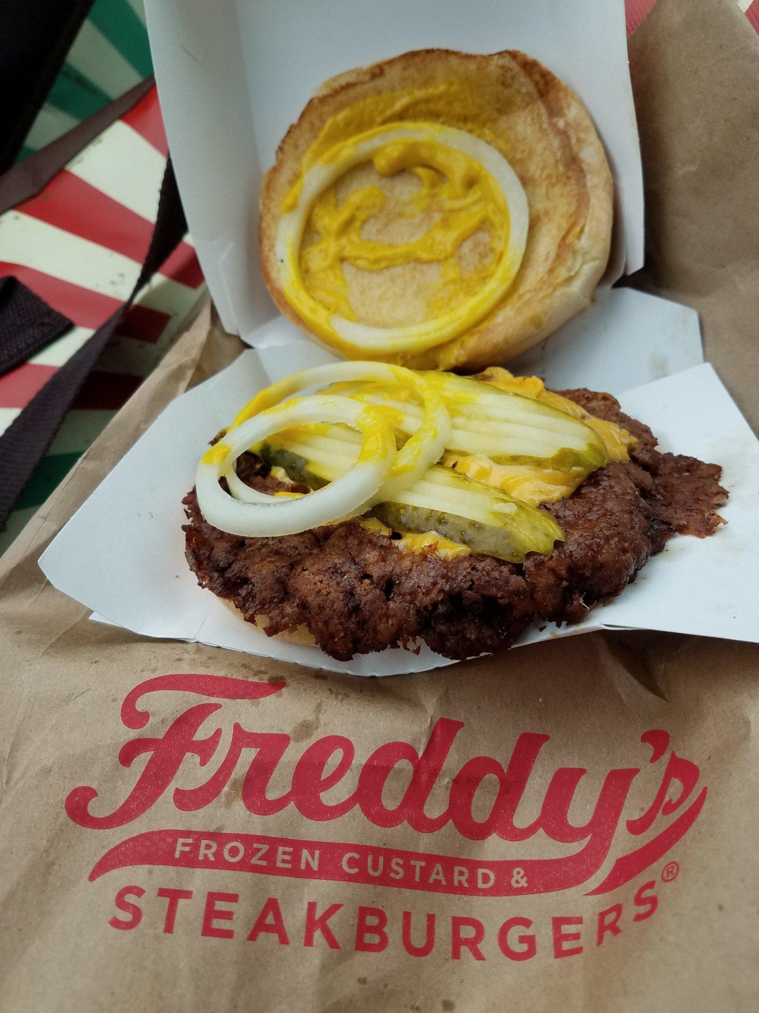 Freddy's Frozen Custard & Steakburgers