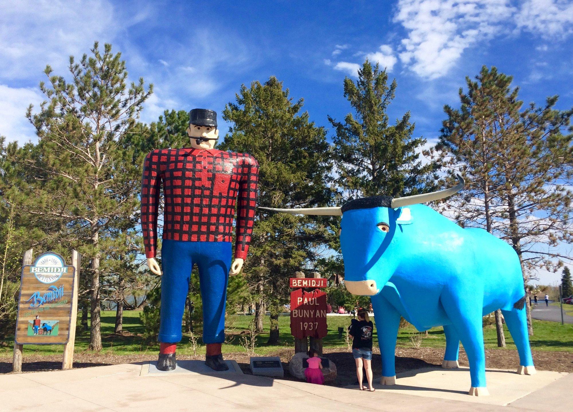 Paul Bunyan & Babe the Blue Ox, Roadside Attraction