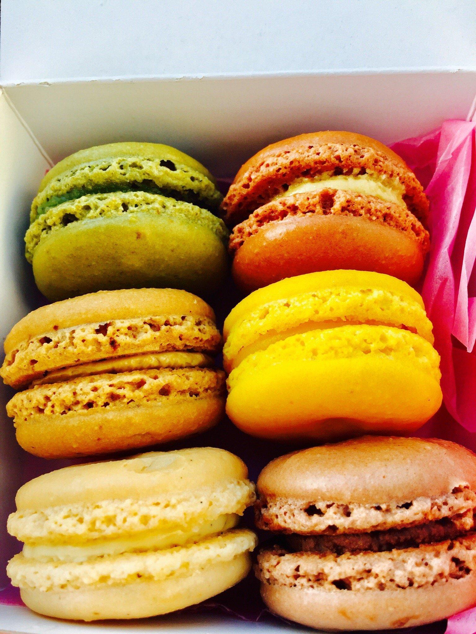 Le Macaron Laguna Beach