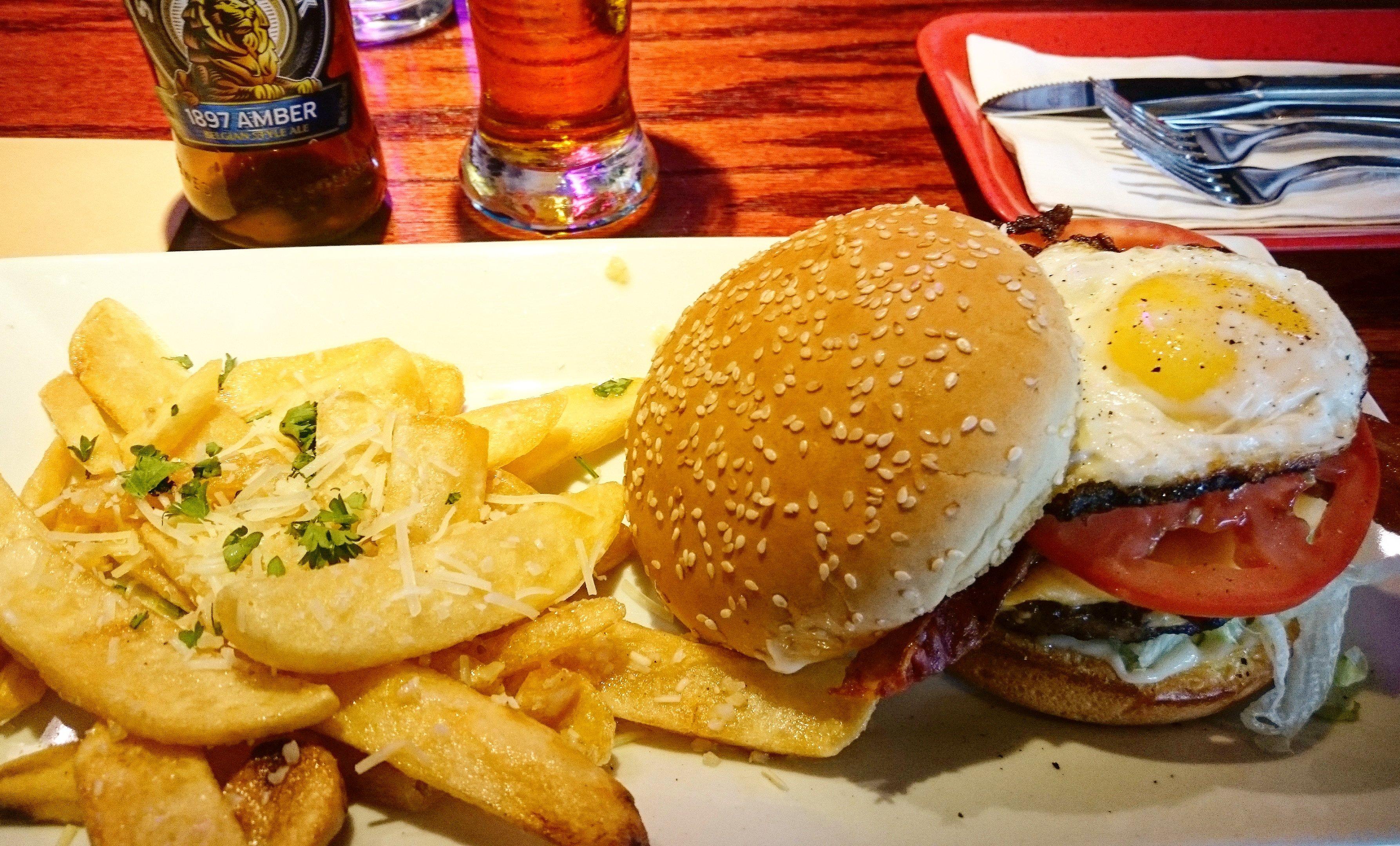 Red Robin Gourmet Burgers