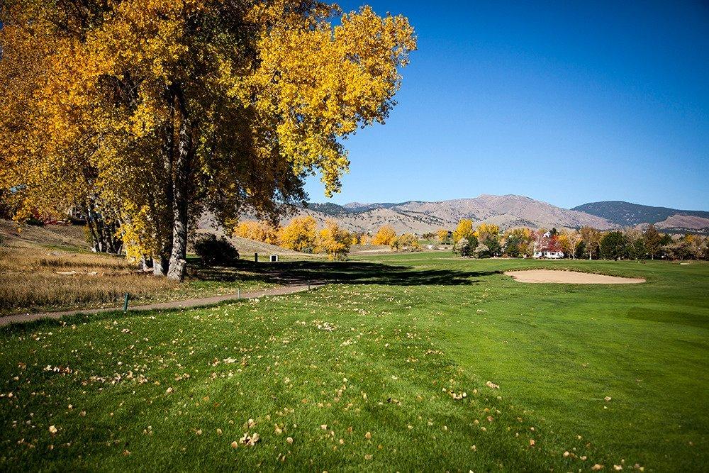 Lake Valley Golf Club