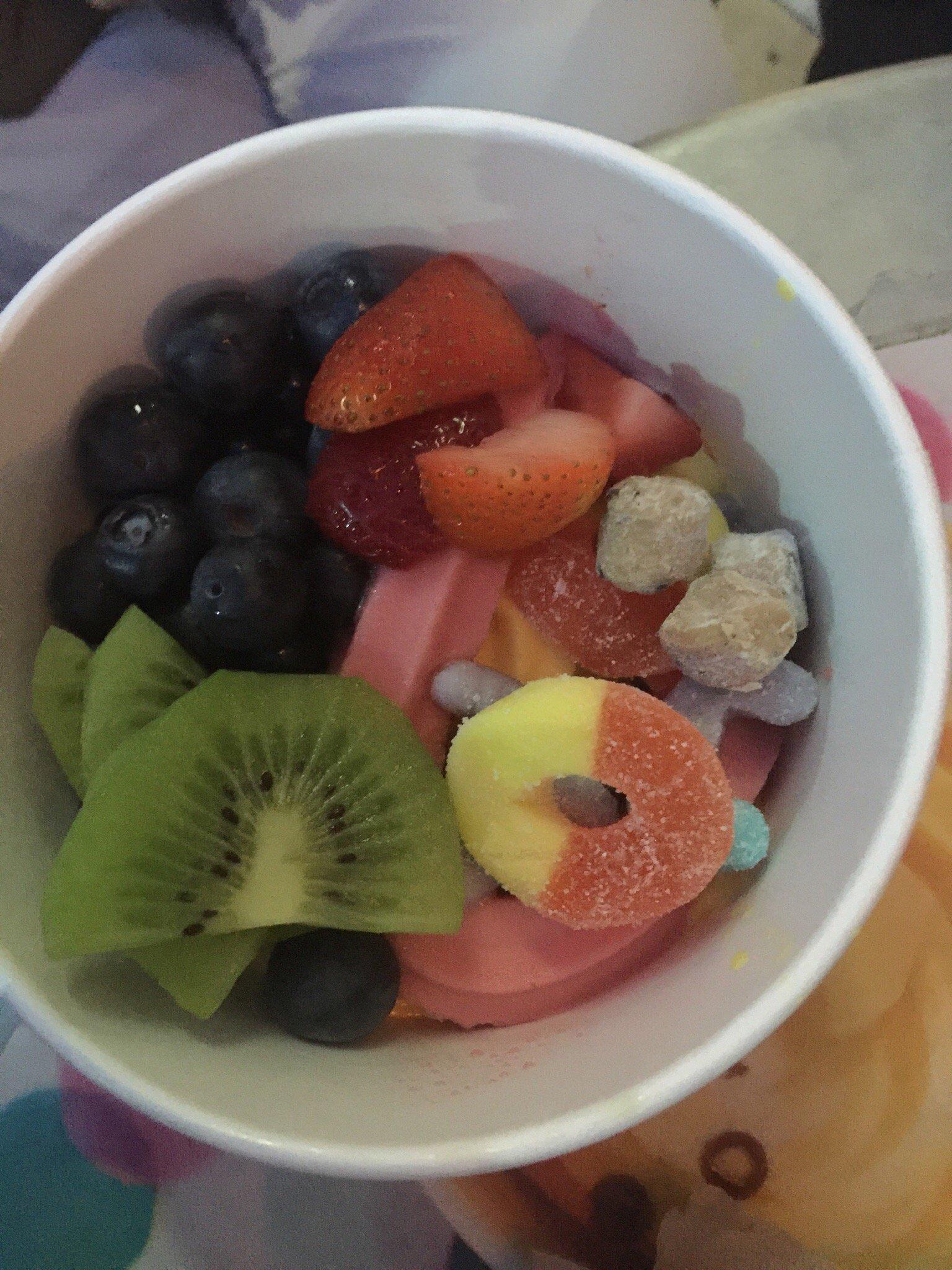 Menchie's Frozen Yogurt