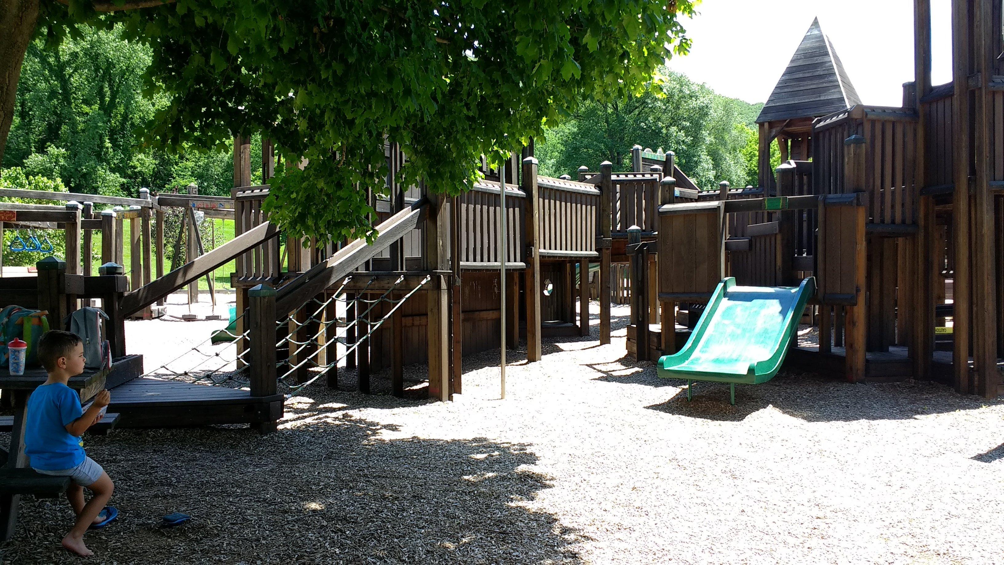 Berme Rd Playground and Park