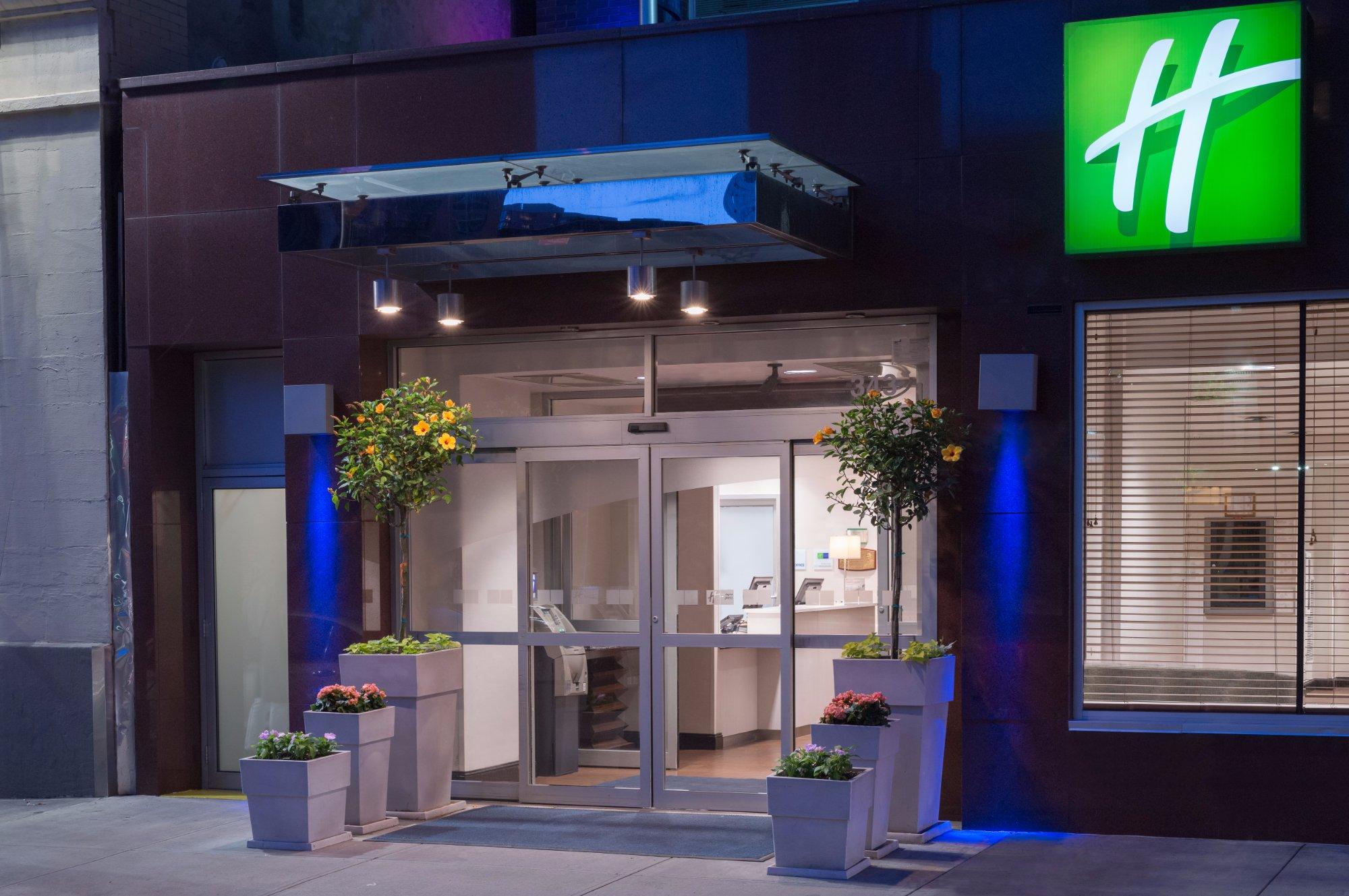 Holiday Inn Express New York City Times Square, an IHG Hotel