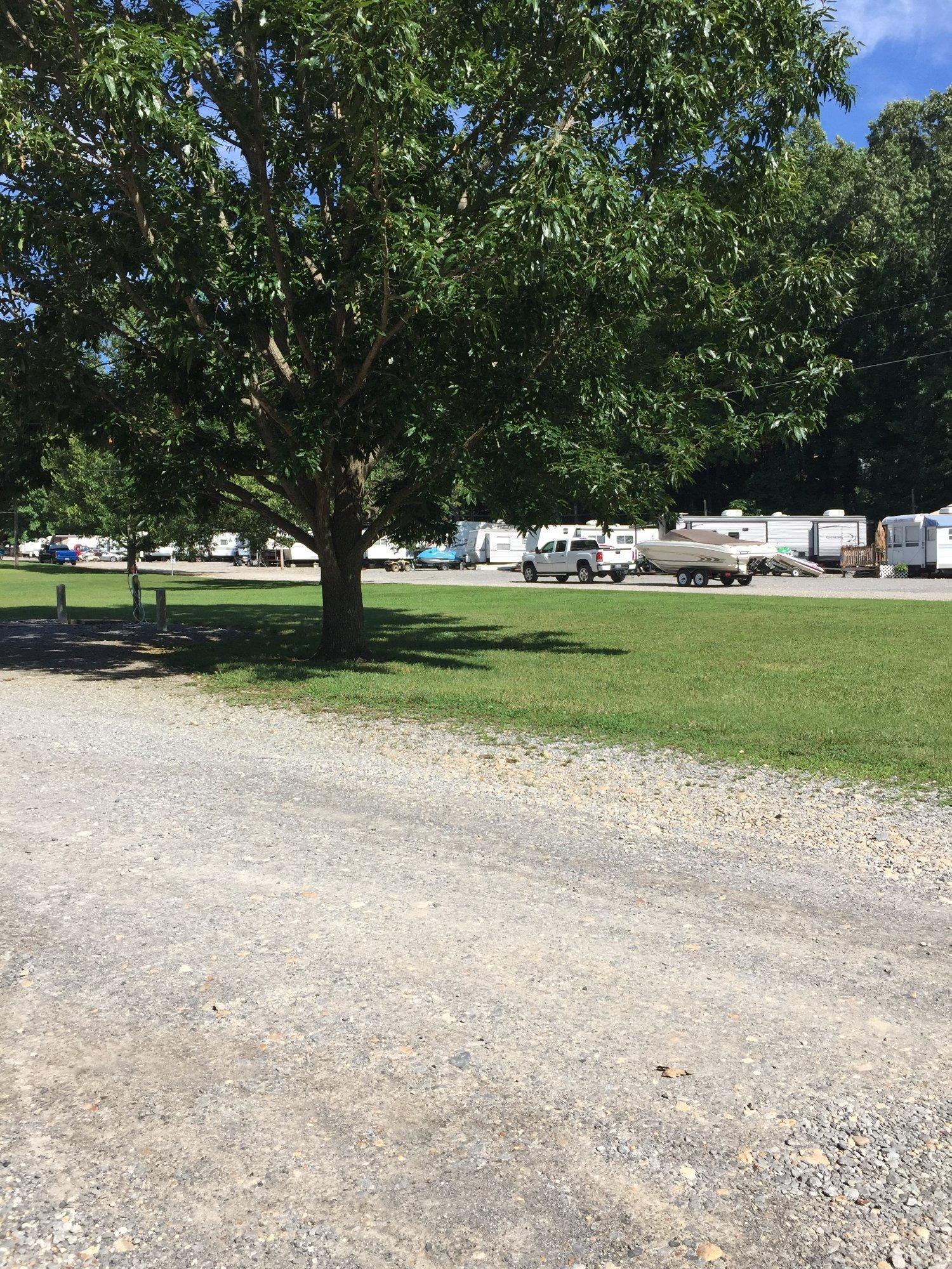 Goose Hollow Camp Ground & RV Park