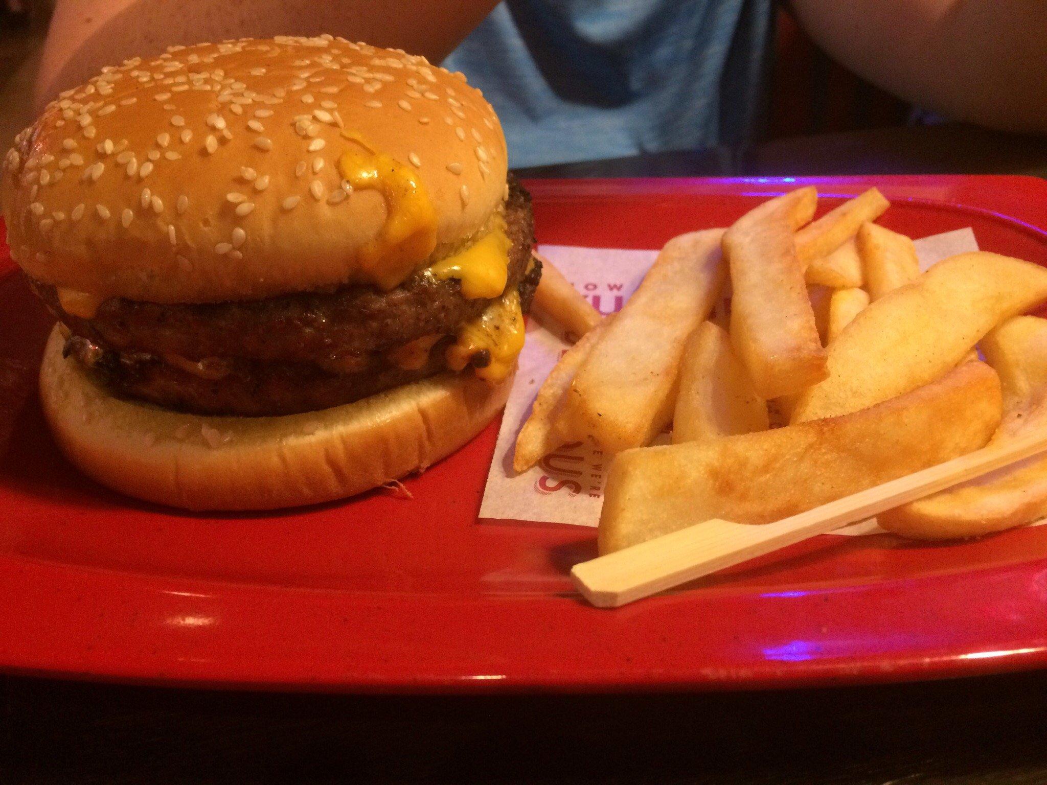 Red Robin Gourmet Burgers and Brews