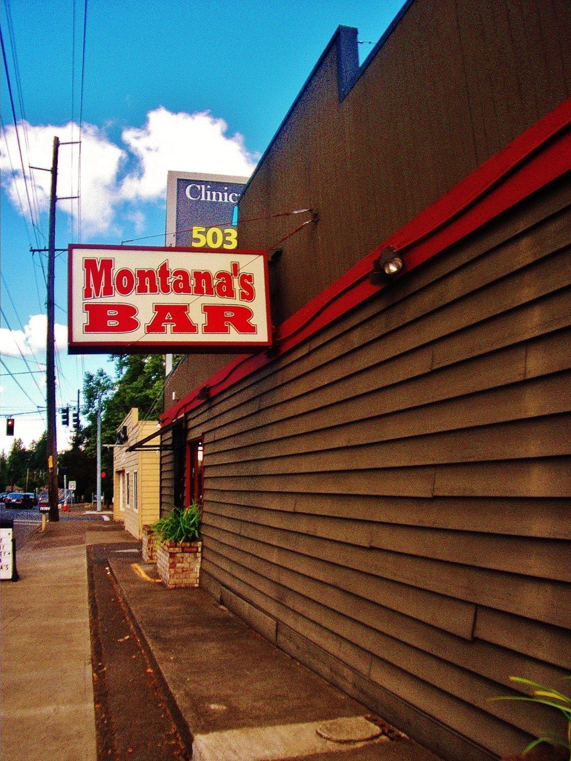 Montana's Bar