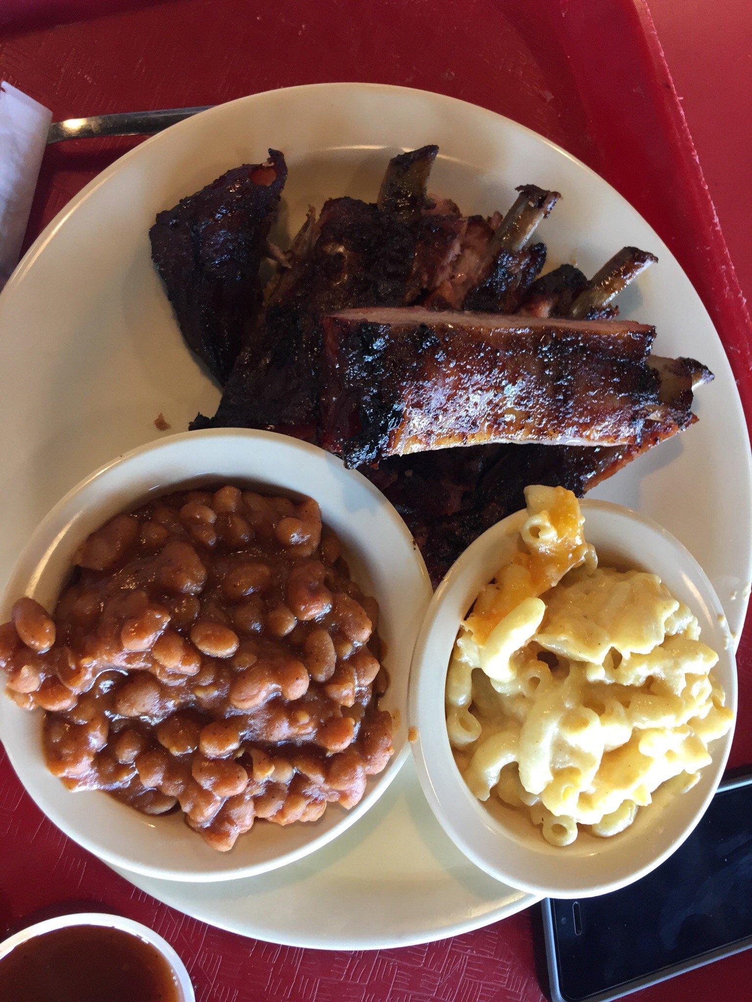 Smokey John's Bar-B-Que & Home Cooking