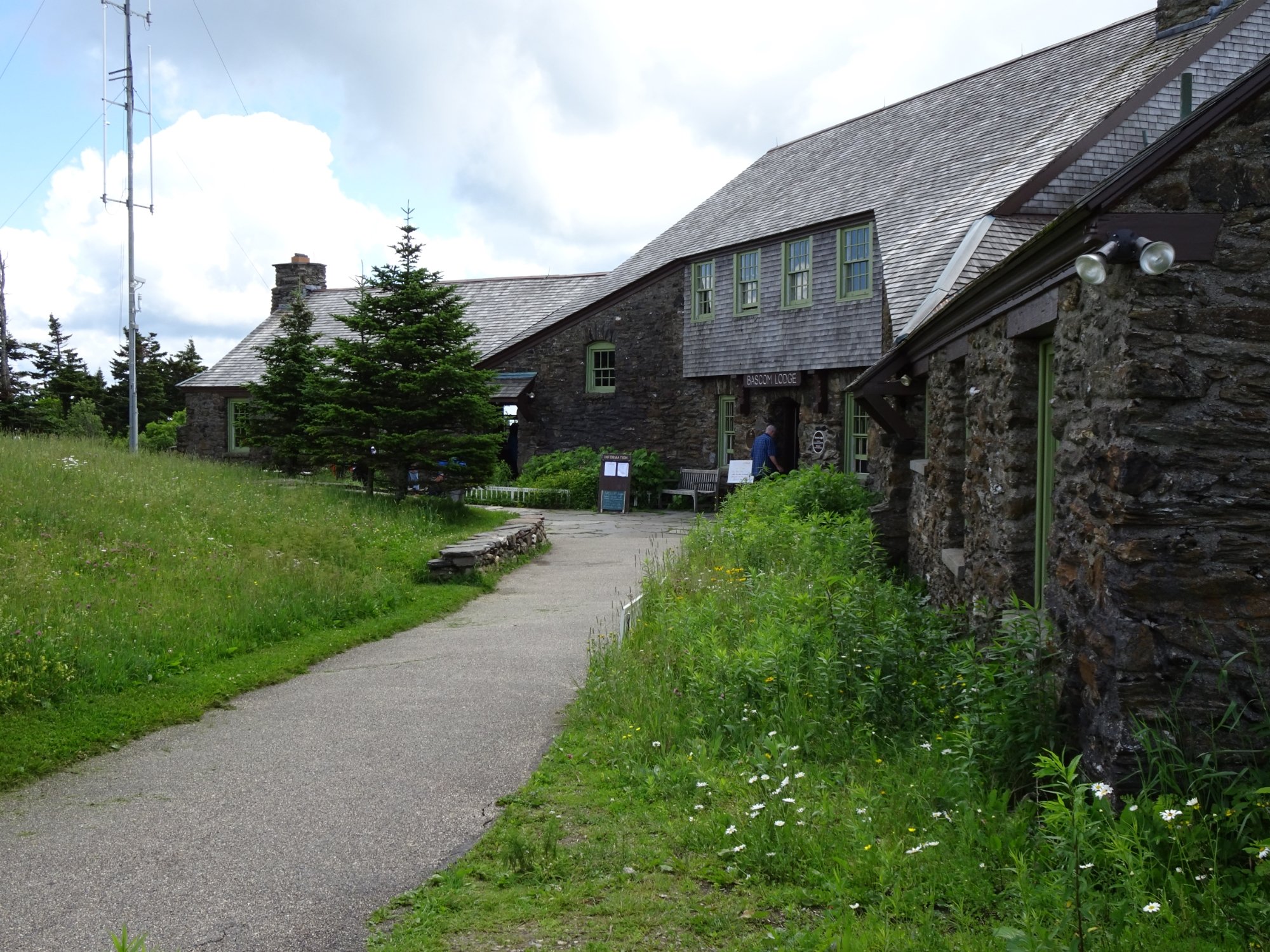 Bascom Lodge