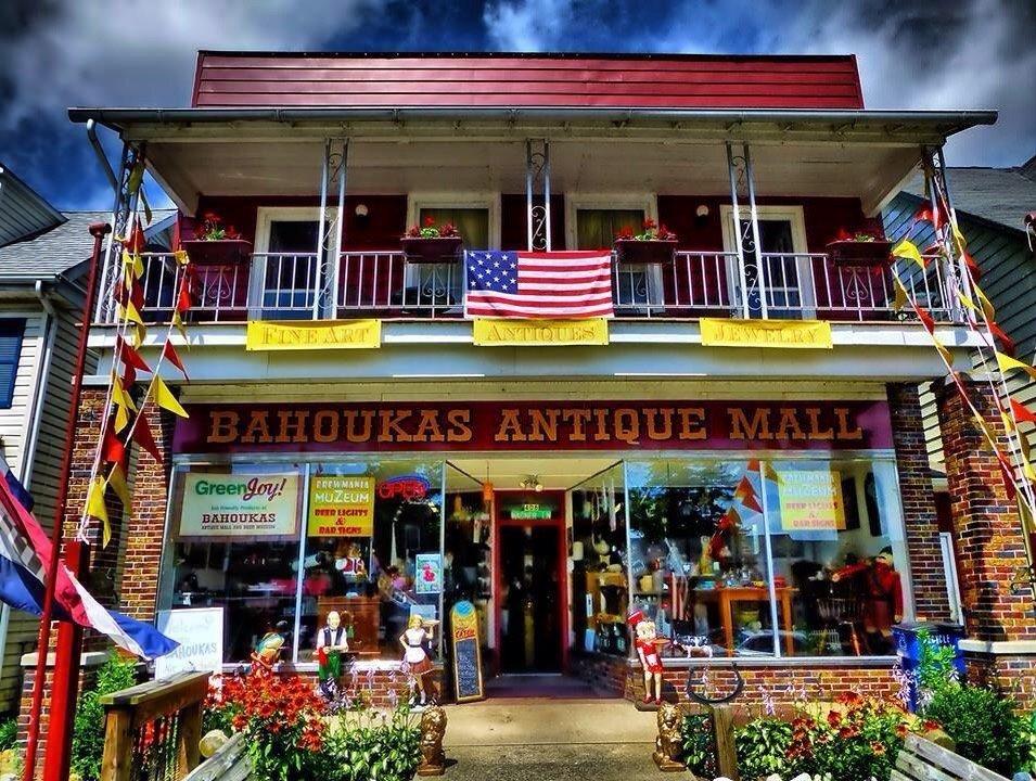 Bahoukas Antique Mall