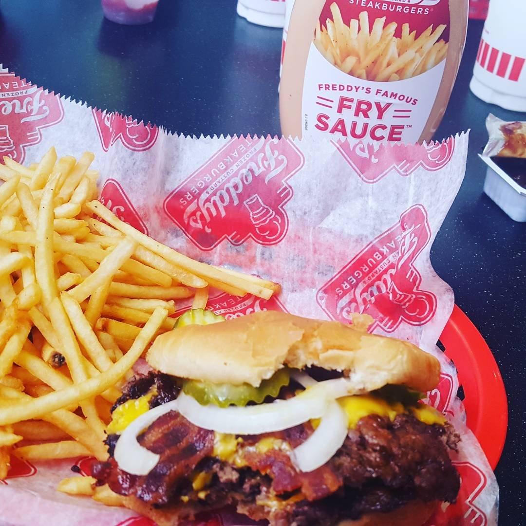 Freddy's Frozen Custard & Steakburgers