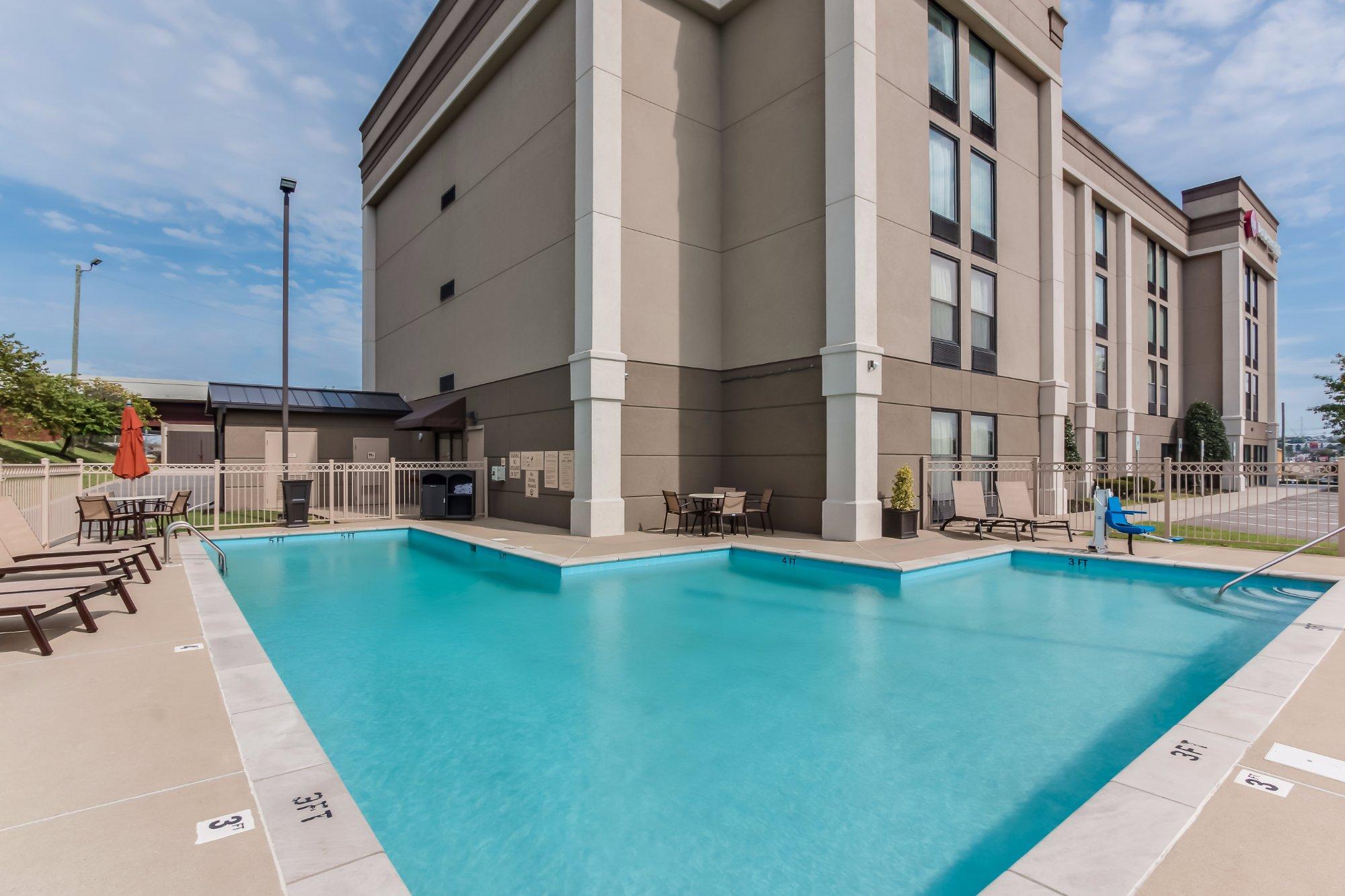 Best Western Plus Belle Meade Inn & Suites