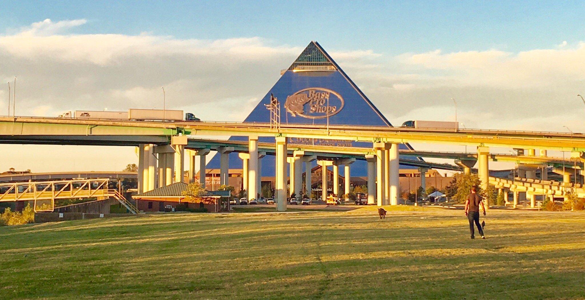 Riverside Drive Welcome Center