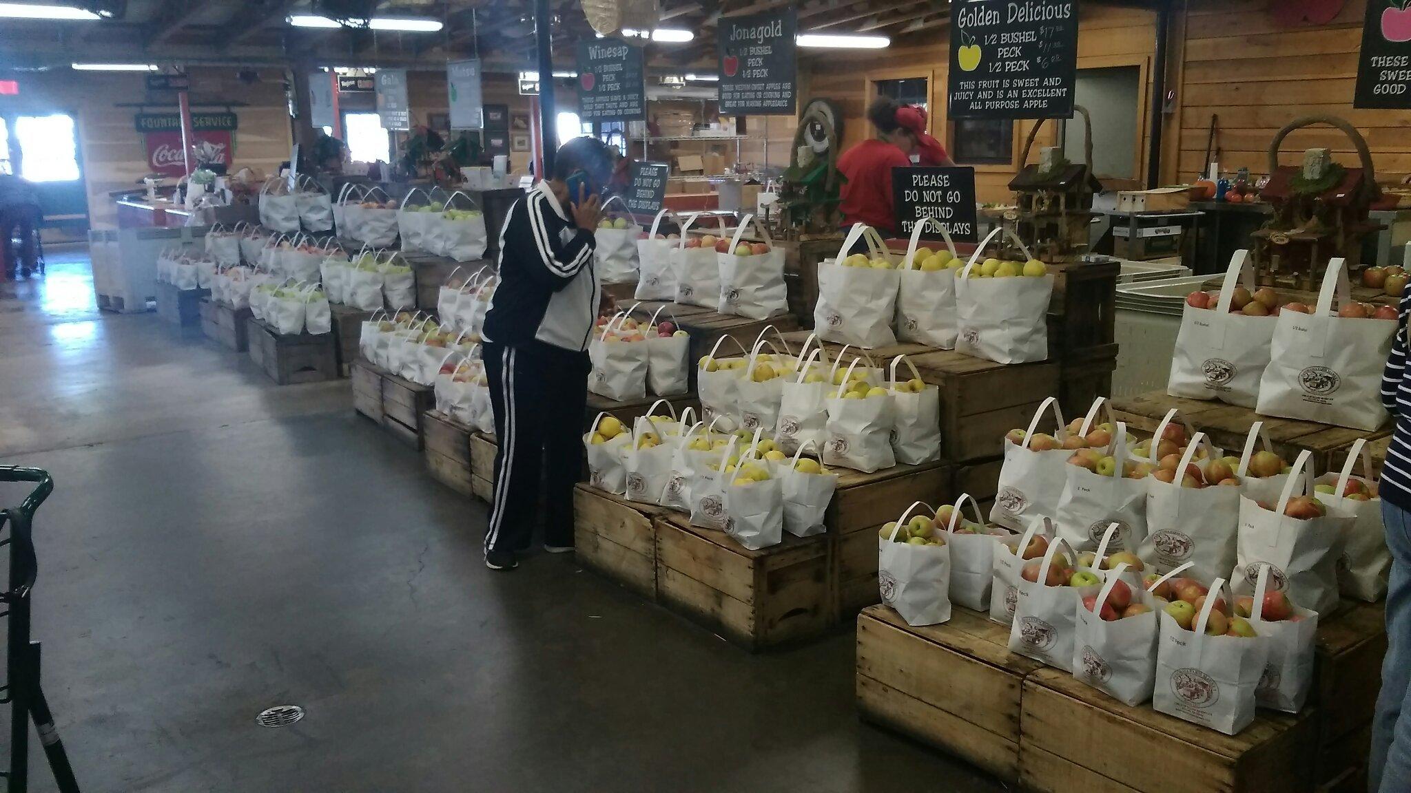 Panorama Orchards & Farm Market