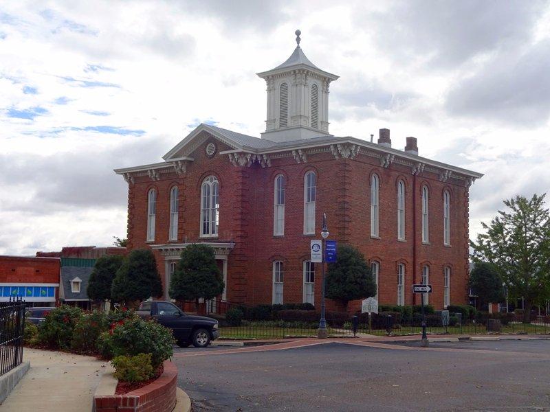 Pocanontas Commercial Historic District