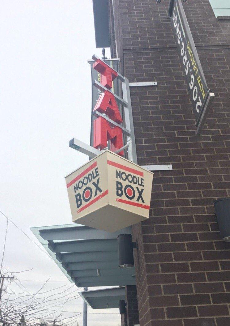 Tam Noodle Box