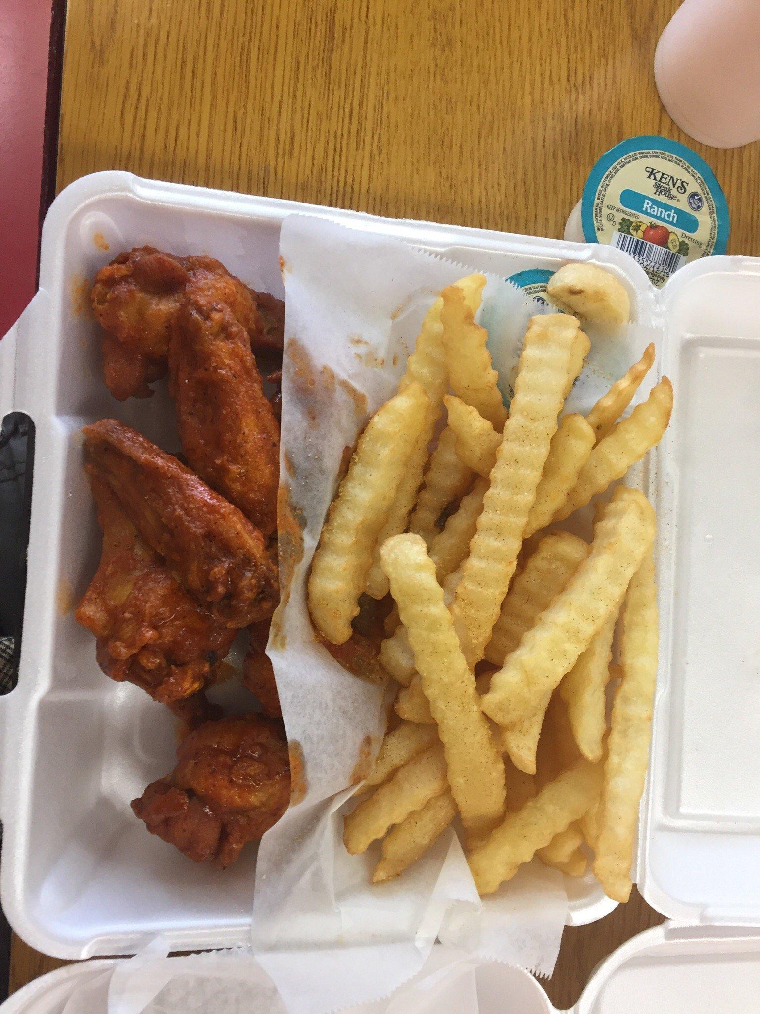 Papa's Wing & Seafood