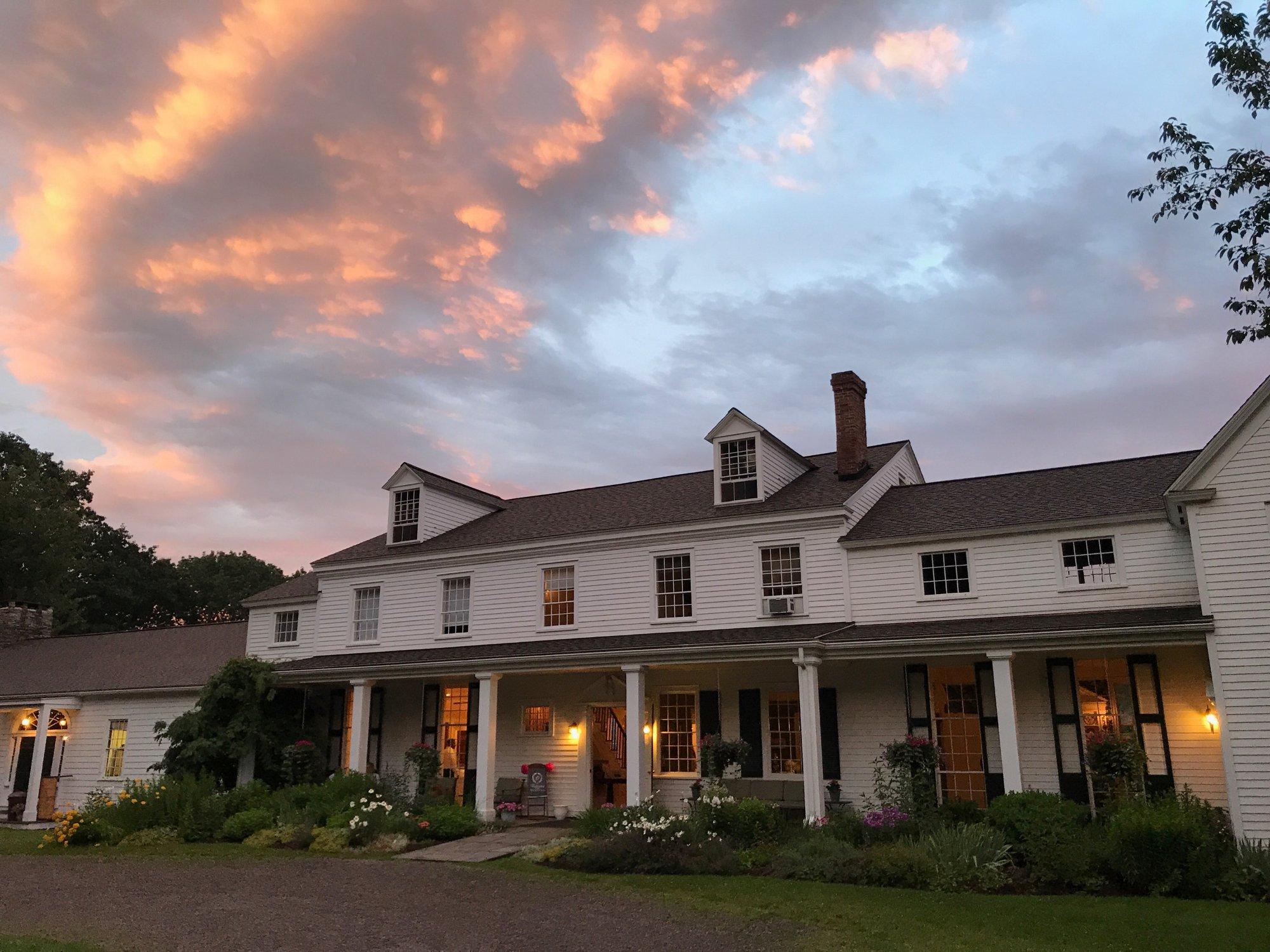 Fontainebleau Inn